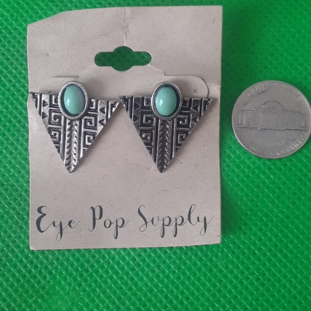 Aztec post earrings - Picture 2 of 2